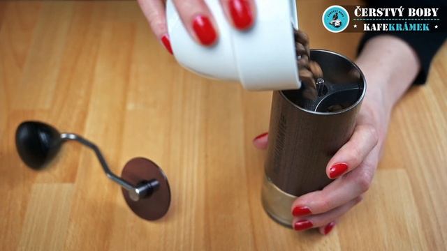 Ruční kávomlýnek Comandante C40 MK3 Nitro Blade | nejpřesnější a nejžádanější ruční kávomlýnek смотреть онлайн