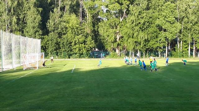 Антон Сакутин забивает с пенальти ФК "Факел" (Киров) - счет: 1-0 смотреть онлайн