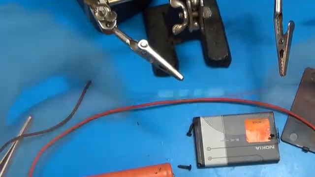 BLUETOOTH колонка X3 / перевод на 18650 / разборка и доработка #1 смотреть онлайн