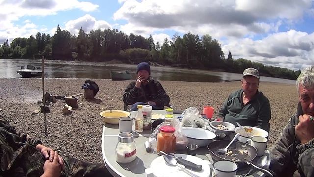 Рыбалка на родной реке. Остались ли тут крокодилы? смотреть онлайн