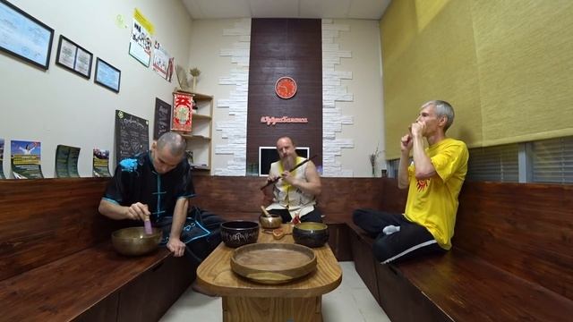 В упоении к отрешённостям (Вайруна, Гризли-Викинг и Огненно-Чёрный Тигр) смотреть онлайн