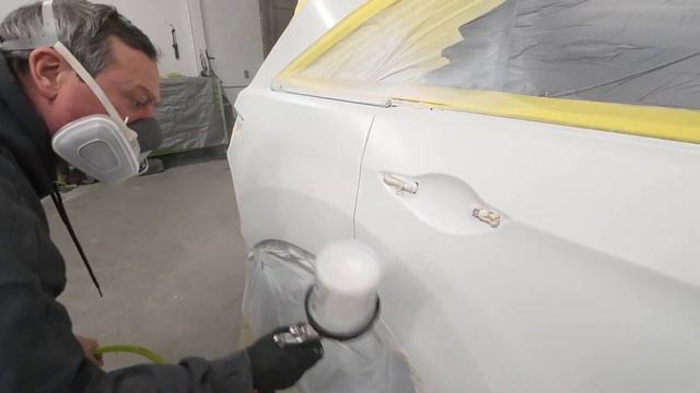 How to paint a car using base coat / clear coat and the best way to set up your gun for clear! смотреть онлайн