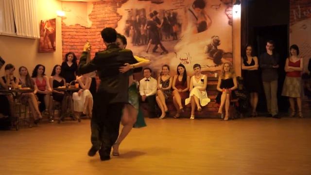 VLADIVOSTOK, Russia - 2/3 - Juliana Aparicio & José Almar - Por la huella смотреть онлайн