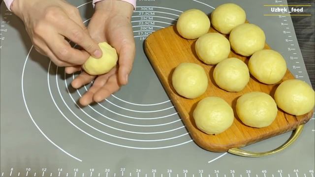 Готовлю эти десерты уже второй день подряд: Сладкая выпечка - хоть на праздник, хоть на каждый день смотреть онлайн