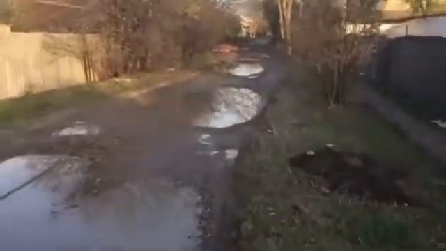 Жители Левокумки заждались ремонта дороги смотреть онлайн