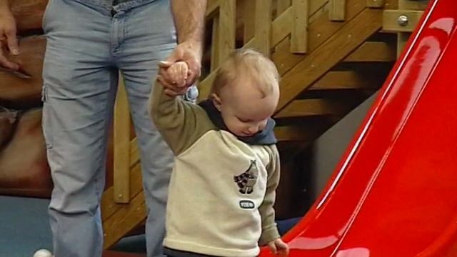 Spielhalle Dez 2004.mp4 смотреть онлайн