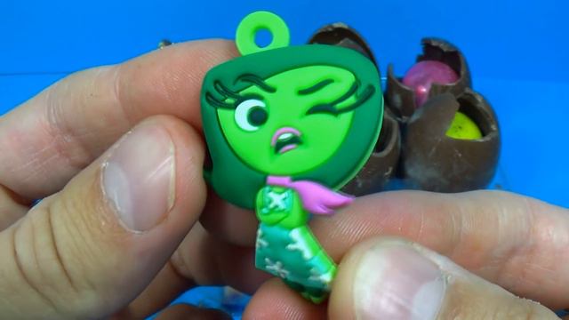 SUPER Unboxing surprise eggs with toys ANGRY BIRDS and SMURFS for BABY смотреть онлайн