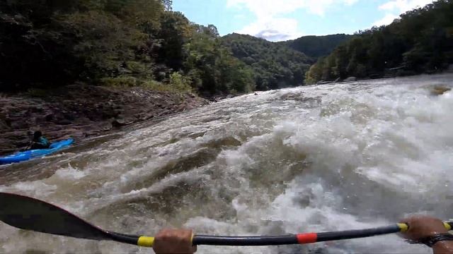 Dagger Kayaks SuperNova "Wave Action" смотреть онлайн