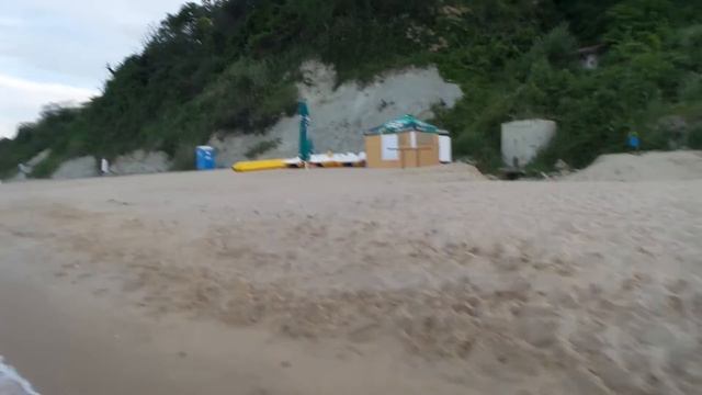 Чарное море. Пляж Бялы Болгария смотреть онлайн