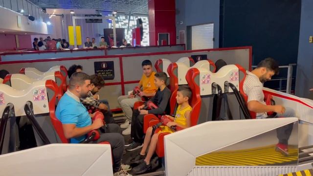 Ferrari world Abu Dhabi.Прокатился на Gt63 AMG S.салон Bugatti, едем покупать? смотреть онлайн