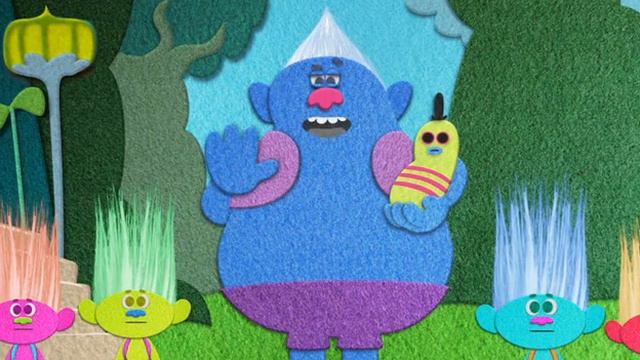 Брюлик снова идет в школу (Tiny Diamond Goes Back To School) | Тролли: Мировой тур смотреть онлайн