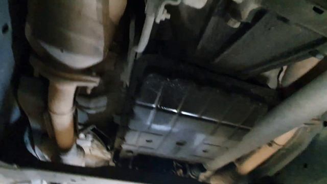 первый осмотр днища на потеки масла Pathfinder R51 VQ40 смотреть онлайн