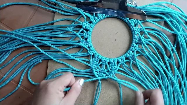 How to Make Square Knot Pattern Macrame Wall Hanging - DIY Macrame Dream Catcher смотреть онлайн