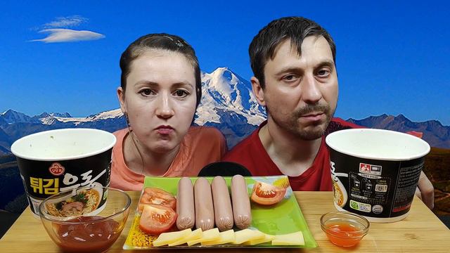 МУКБАНГ КОРЕЙСКАЯ ЛАПША И РУССКИЕ СОСИСКИ | MUKBANG KOREAN NOODLES AND RUSSIAN SAUSAGES #мукбанг смотреть онлайн