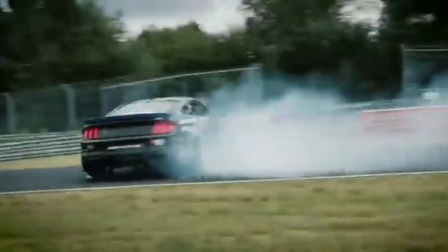Ford Mustang. смотреть онлайн