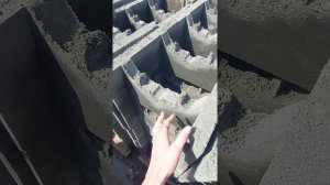 Несъемная опалубка из бетонных блоков для фундамента от производителя