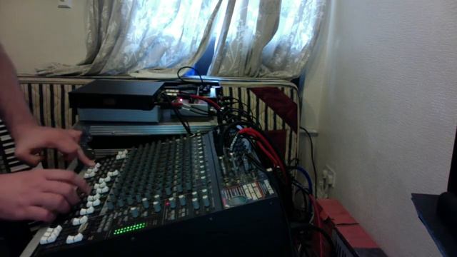 Don Fe - Struggling Riddim (Duburban Dub Mix) смотреть онлайн