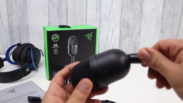 اصغر مايك Razer Seiren Mini смотреть онлайн