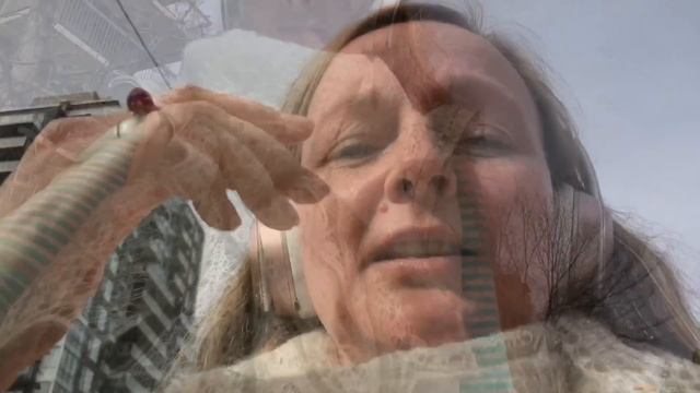 Как я ношу квадратную шаль. Обыденное видео. смотреть онлайн