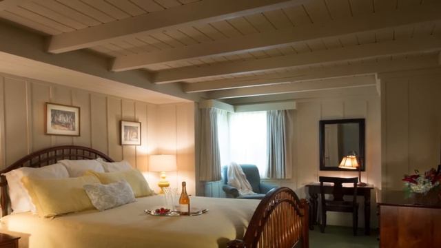 A Look Inside Clint Eastwood's House смотреть онлайн