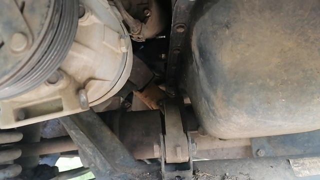 Нива Тревел. Ремонт стартера. смотреть онлайн