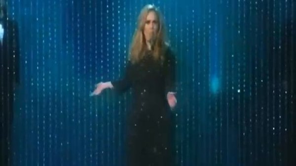 Adele Singing Skyfall at Oscars 2013 Live Performance