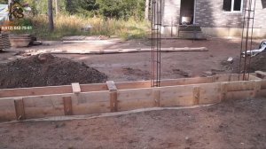 КАК ПОСТРОИТЬ КИРПИЧНЫЙ ЗАБОР СВОИМИ РУКАМИ? [Как сделать ленточный фундамент под забор из кирпича]