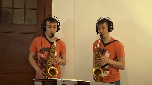ONE MAN SAXOPHONE DUET - Chase the ace - James Rae - Jazzy Duets смотреть онлайн