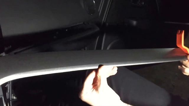 Снятие облицовки тоннеля пола , снятие подстаканников, снятие декоративных накладок панели приборов смотреть онлайн