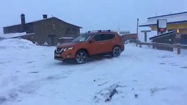 NISSAN X TRAIL 2020 TRACCION NIEVE off road - off road, snow NUEVO 日產x小道/닛산 엑스트레일 2020 смотреть онлайн