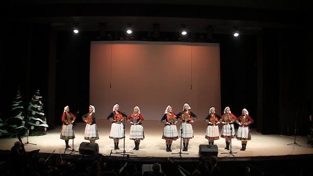 Krakowiak z kosami смотреть онлайн