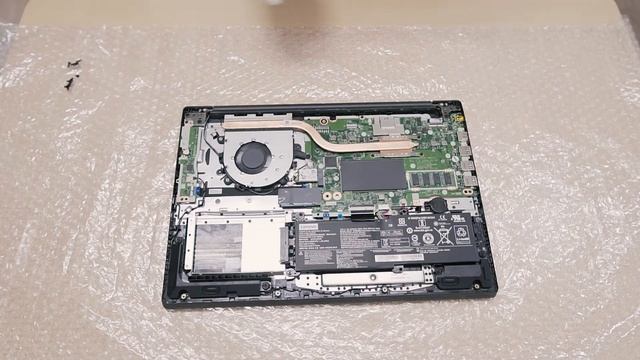 Lenovo IdeaPad S145 распаковка, установка HDD и отправка заказчику смотреть онлайн