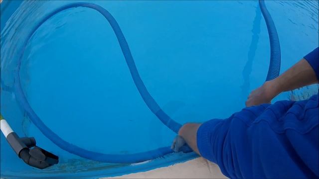 Как правильно подключить длинный шланг к пылесосу в бассейне/ Без пузырьков/ смотреть онлайн