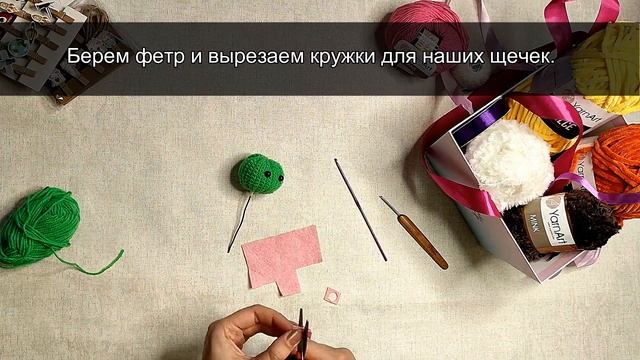 МК вязаного кактусёнка крючком. МК вязаная игольница крючком. Игрушка кактус. смотреть онлайн