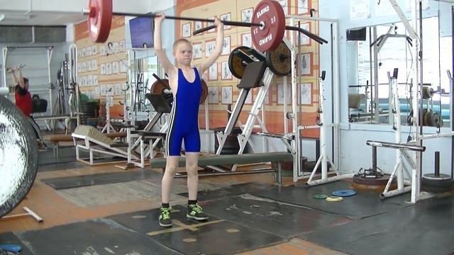 Отегов Степан, 11 лет, св 30 Толчок 15 кг новичок смотреть онлайн