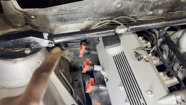 BMW Е28 М30B35. Устанавливаем Январь 5.1 и делаем первый пуск смотреть онлайн