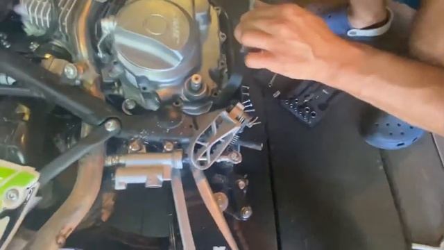 Дал новый мотоцикл другу, теперь он на ремонте/ Jmc 250 Fr