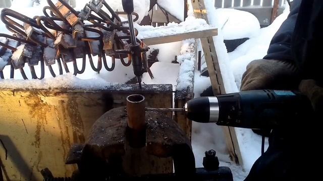 Натяжитель гусеницы в замок из автодомкрата. смотреть онлайн