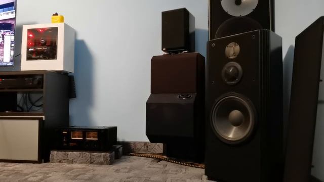 Infinity Kappa 7-Yamaha P-2200 смотреть онлайн
