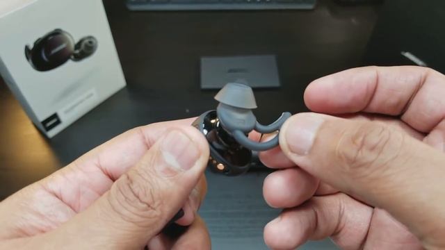 BOSE SoundSport FREE Wireless Earbuds Unboxing смотреть онлайн