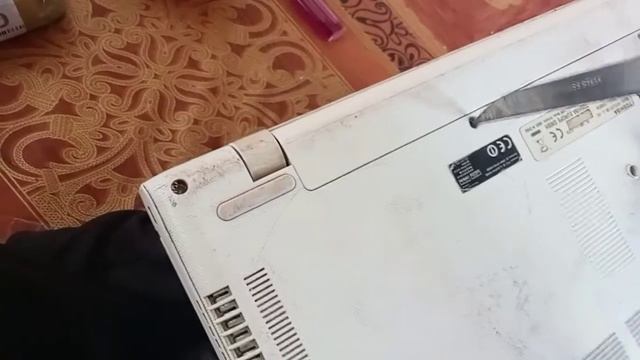 Ganti Baterai laptop Toshiba Satellite L50-CFQ смотреть онлайн