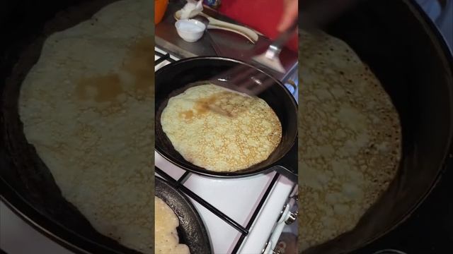 Ролик № 1065. Блинчики с творогом смотреть онлайн