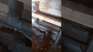 Монтаж канализации и воды под деревянный пол своими руками