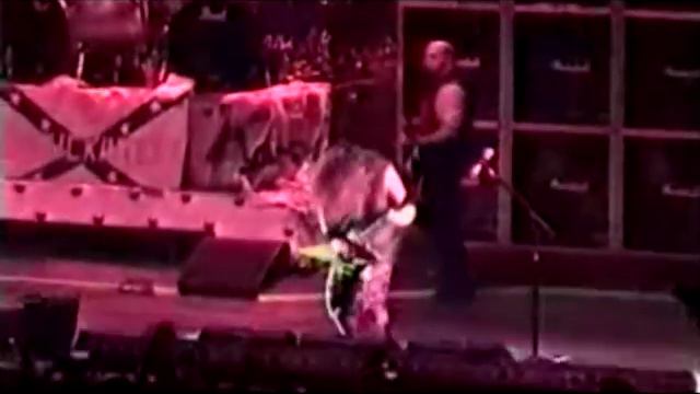 Pantera Feat. Kerry King : Fucking Hostile смотреть онлайн