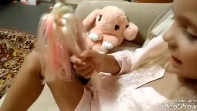 Королева Даша.Пушистый кролик с сюрпризом. смотреть онлайн