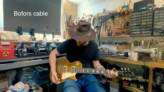 СЛУШАЕМ ГИТАРНЫЕ КАБЕЛИ! Звучал ли провода? смотреть онлайн