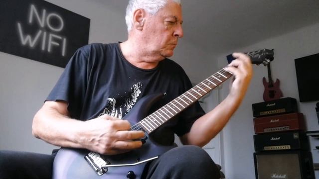 Sterling by Music Man Majesty MAJ100 смотреть онлайн