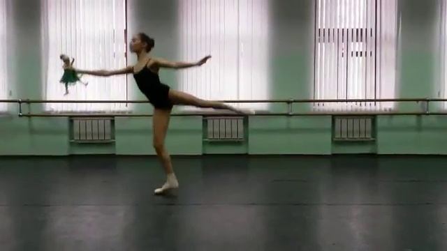 Чайковский  вариация из  па-де-де