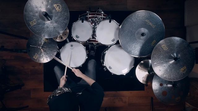 ROBOT plays Kraftwerk We Are The Robots drum cover on Sonor drums смотреть онлайн