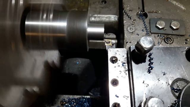 Восстановление старого сверлильного немецкого станка/ Restoration old drilling maschine смотреть онлайн